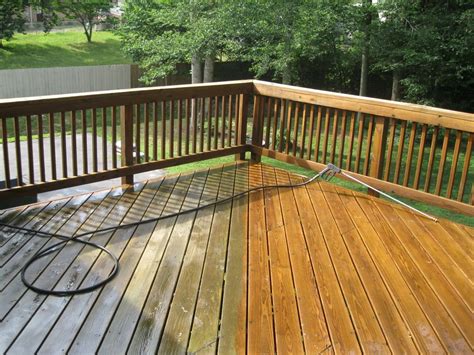 Deck and Fence Washing